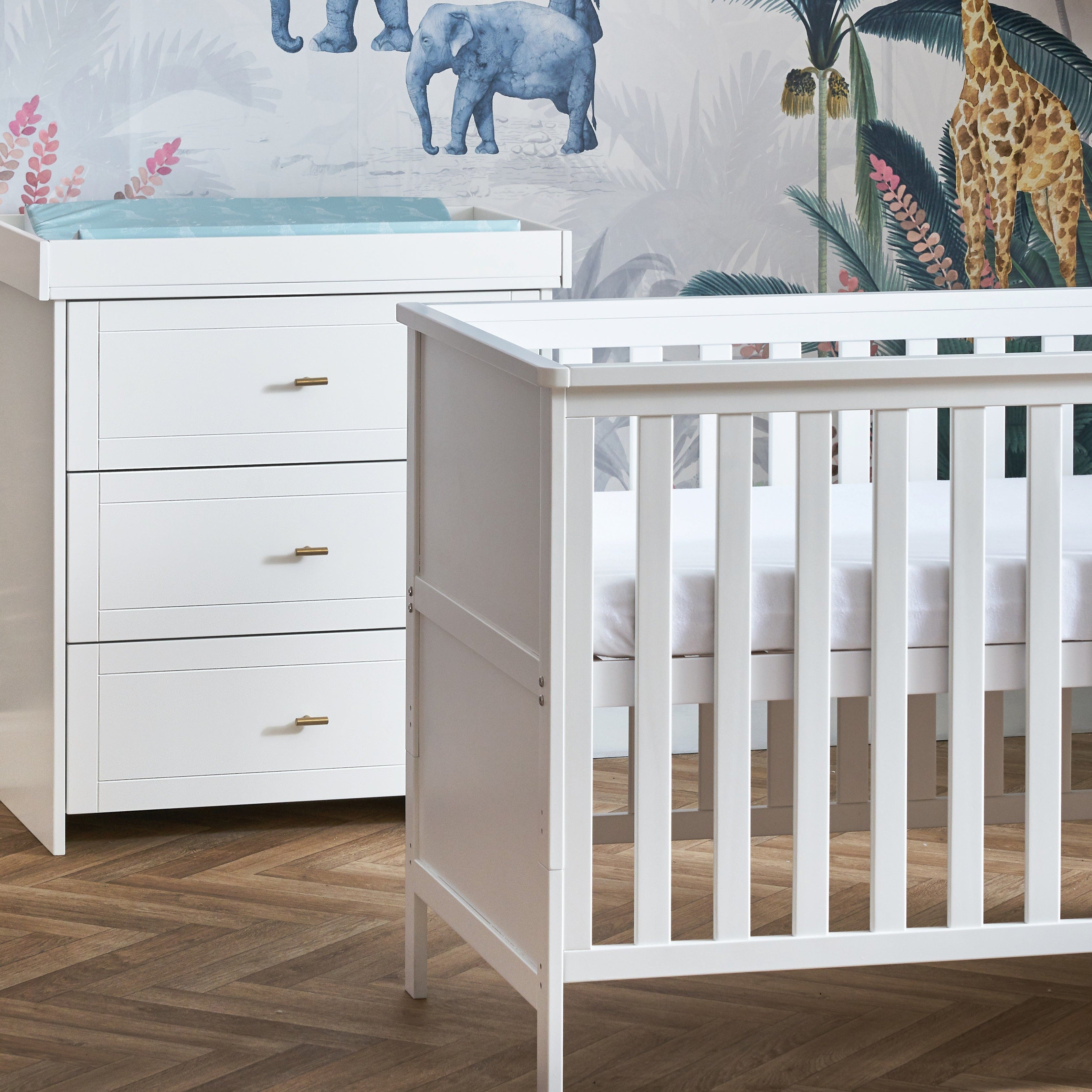 Obaby lisa shop cot bed