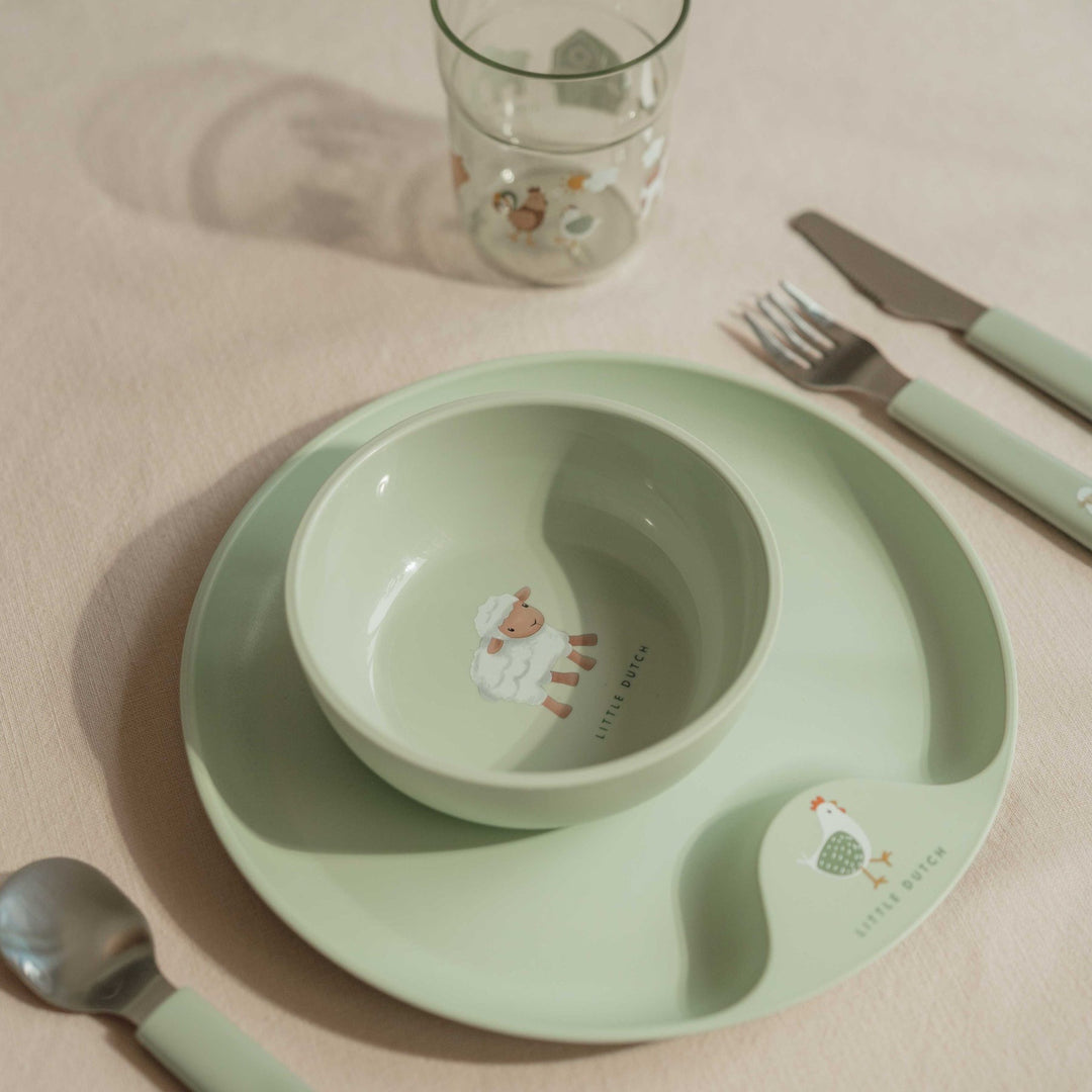 Plates, Bowls & Dinner Sets