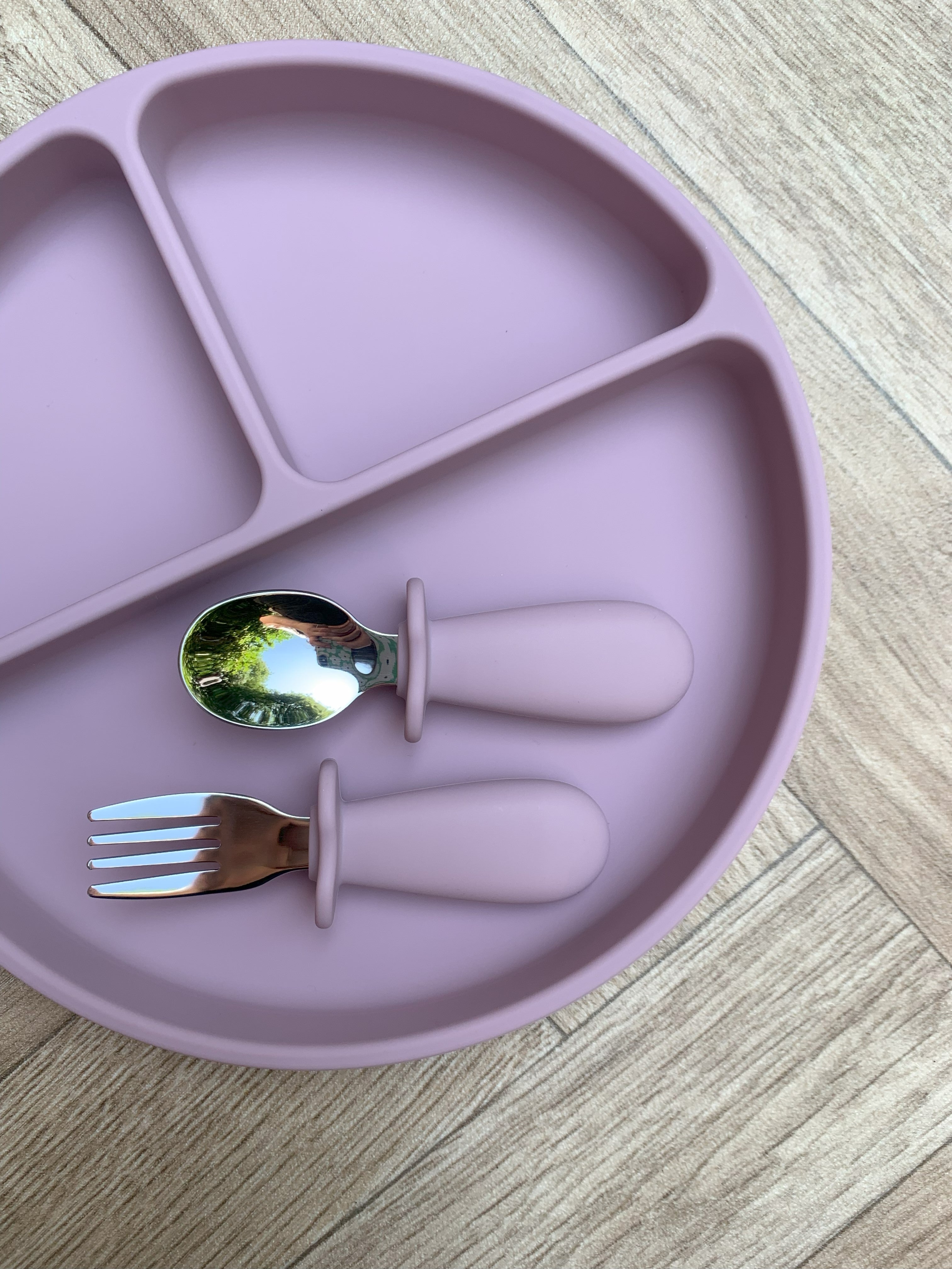 Toddler plates store and cutlery