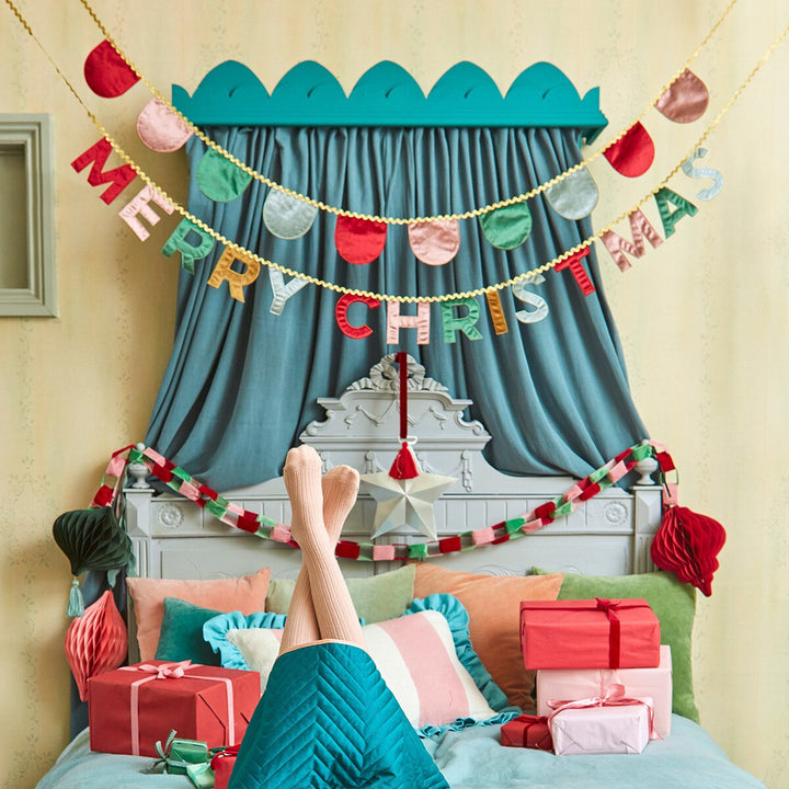 Meri Meri - Merry Christmas Velvet Pennant Garland