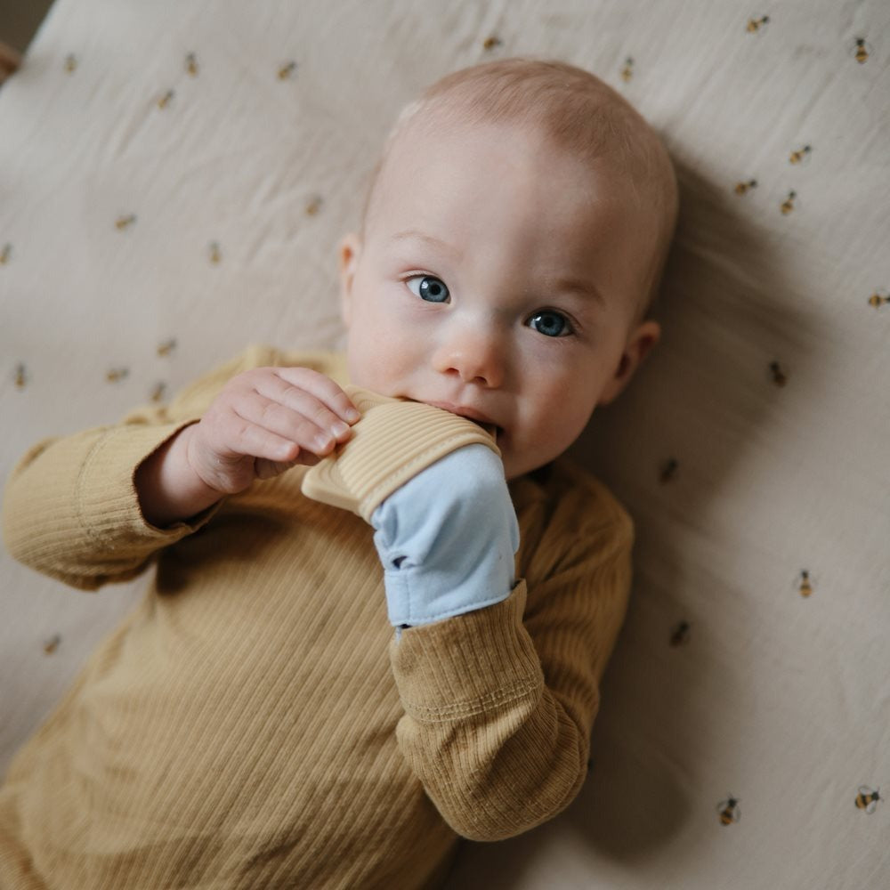 Mushie - Teething Ring - Sun