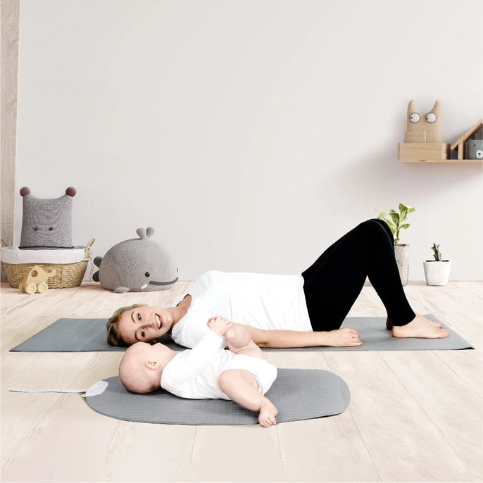 Shnuggle - Yoga and Changing Mat - Grey