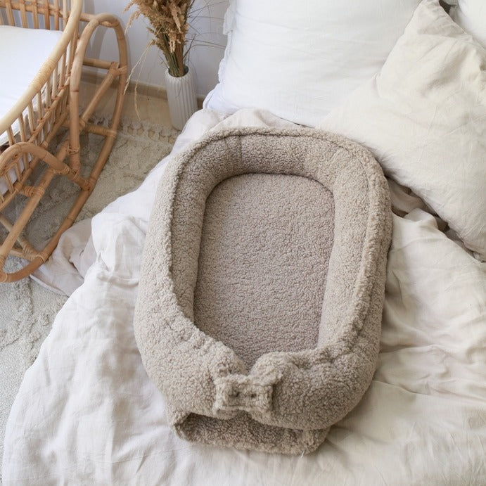 Babyly - Teddy Baby Nest - Taupe - Mabel & Fox