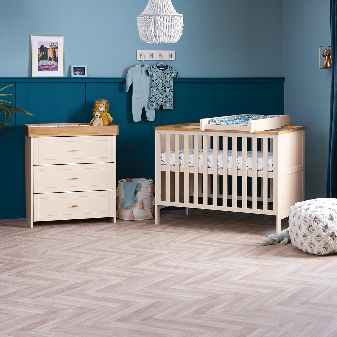 Mothercare obaby cot store bed