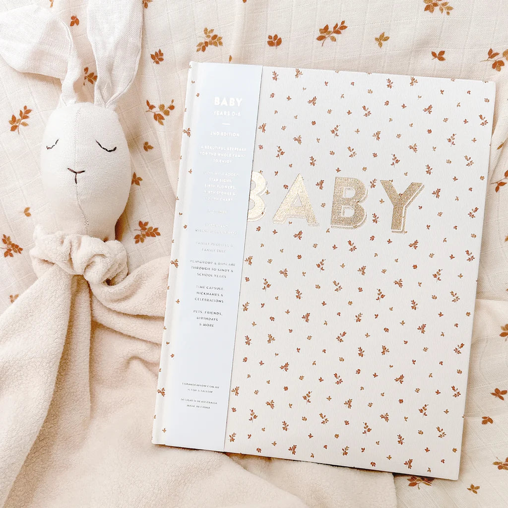 Fox & Fallow - Baby Book - Broderie - Mabel & Fox