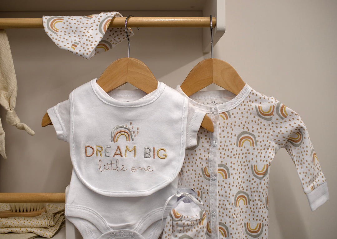 Mabel & Fox - 5 Piece Outfit Set - Dream Big Little One