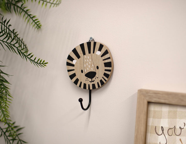 Mabel & Fox - Safari Wall Hanger - Lion