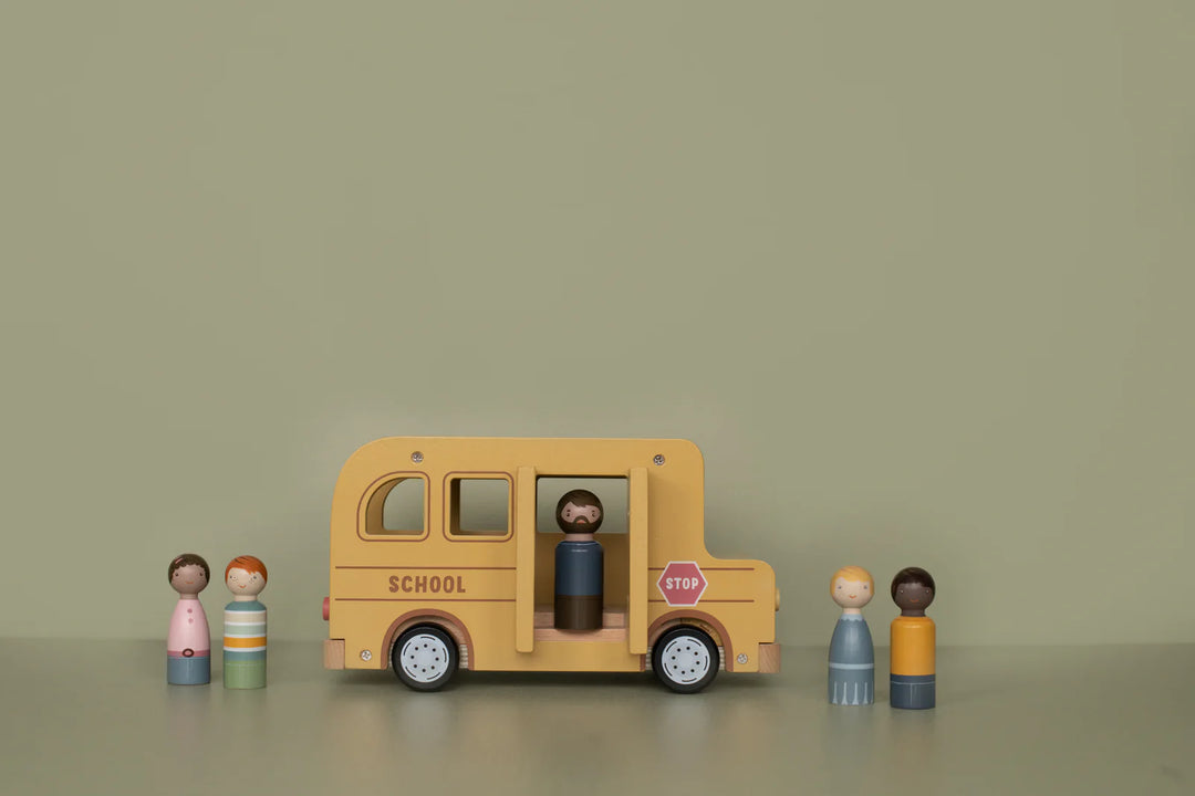 Little Dutch - School Bus with Figures