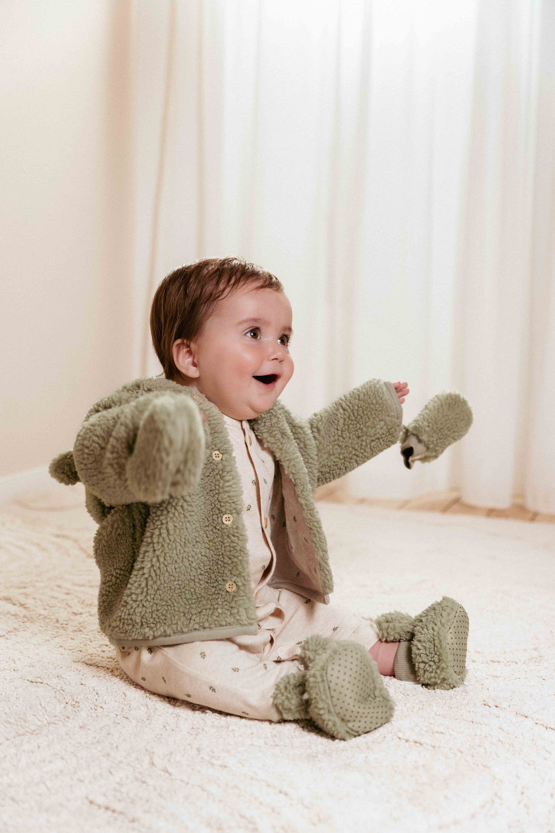 Little Dutch - Teddy Booties - Soft Green