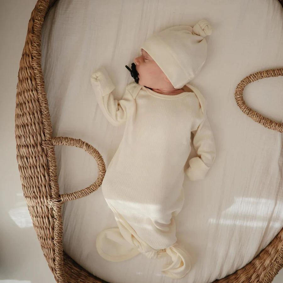 Mushie - Ribbed Knotted Baby Gown - Ivory