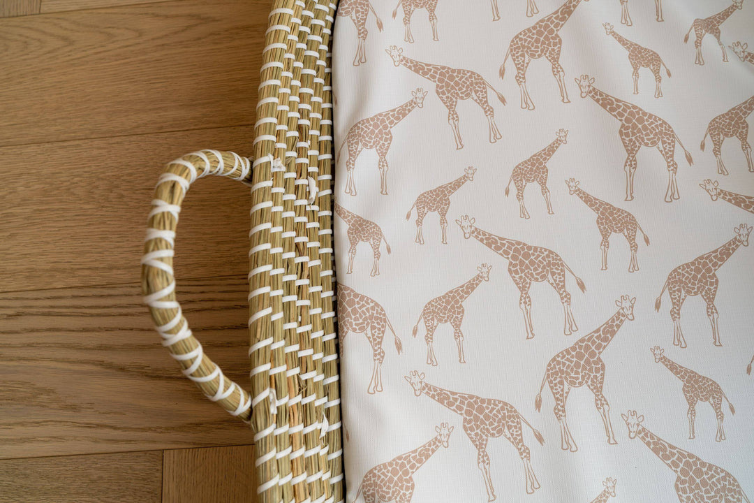 Mabel & Fox -  Basket Changing Mat - Beige Giraffe - Mabel & Fox