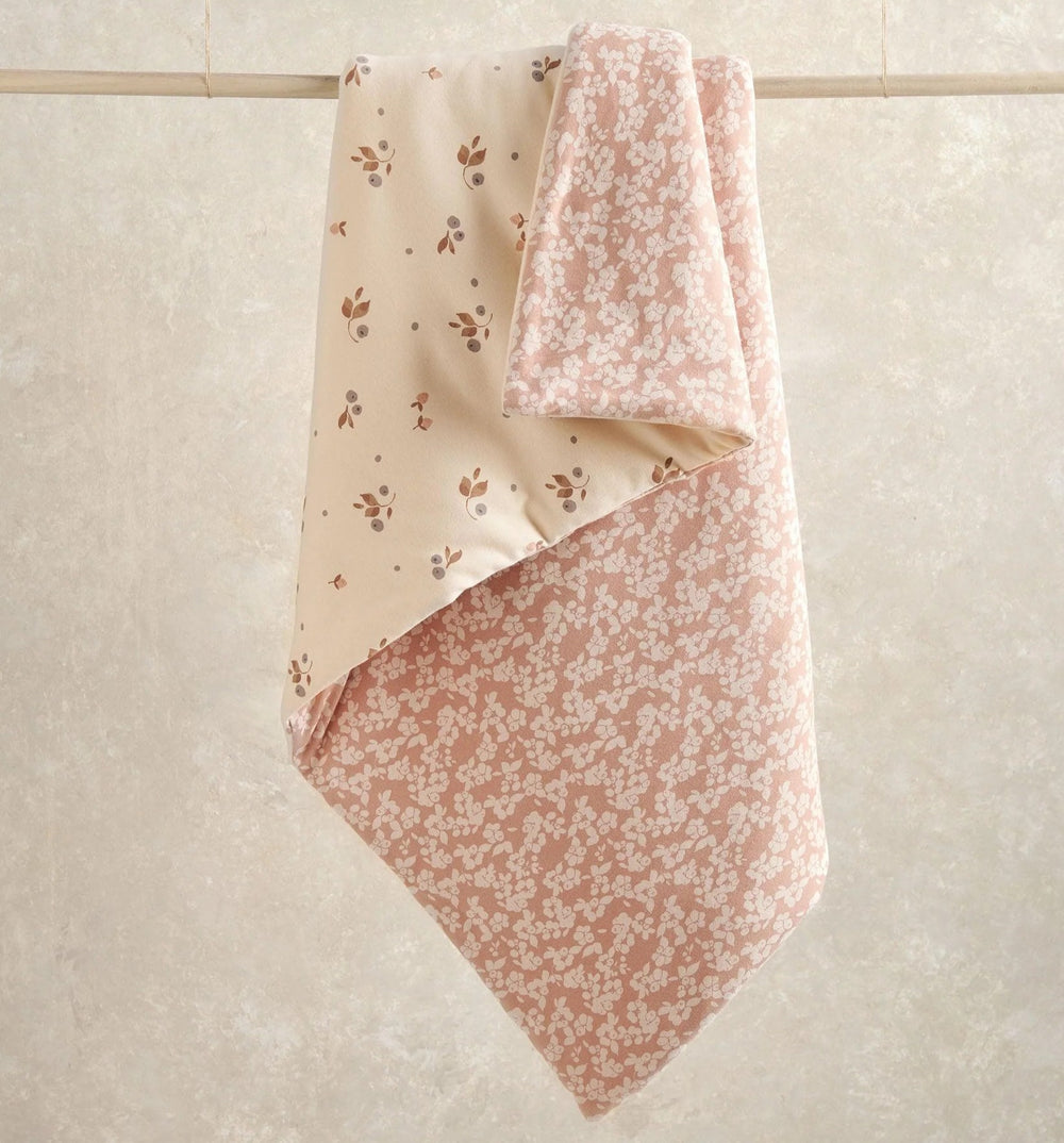 Mamas & Papas - Quilt 2.5 Tog - Berry / Peony - Mabel & Fox