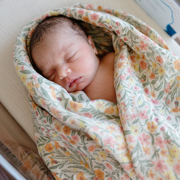 Mushie - Organic Swaddle - Pastel Blooms