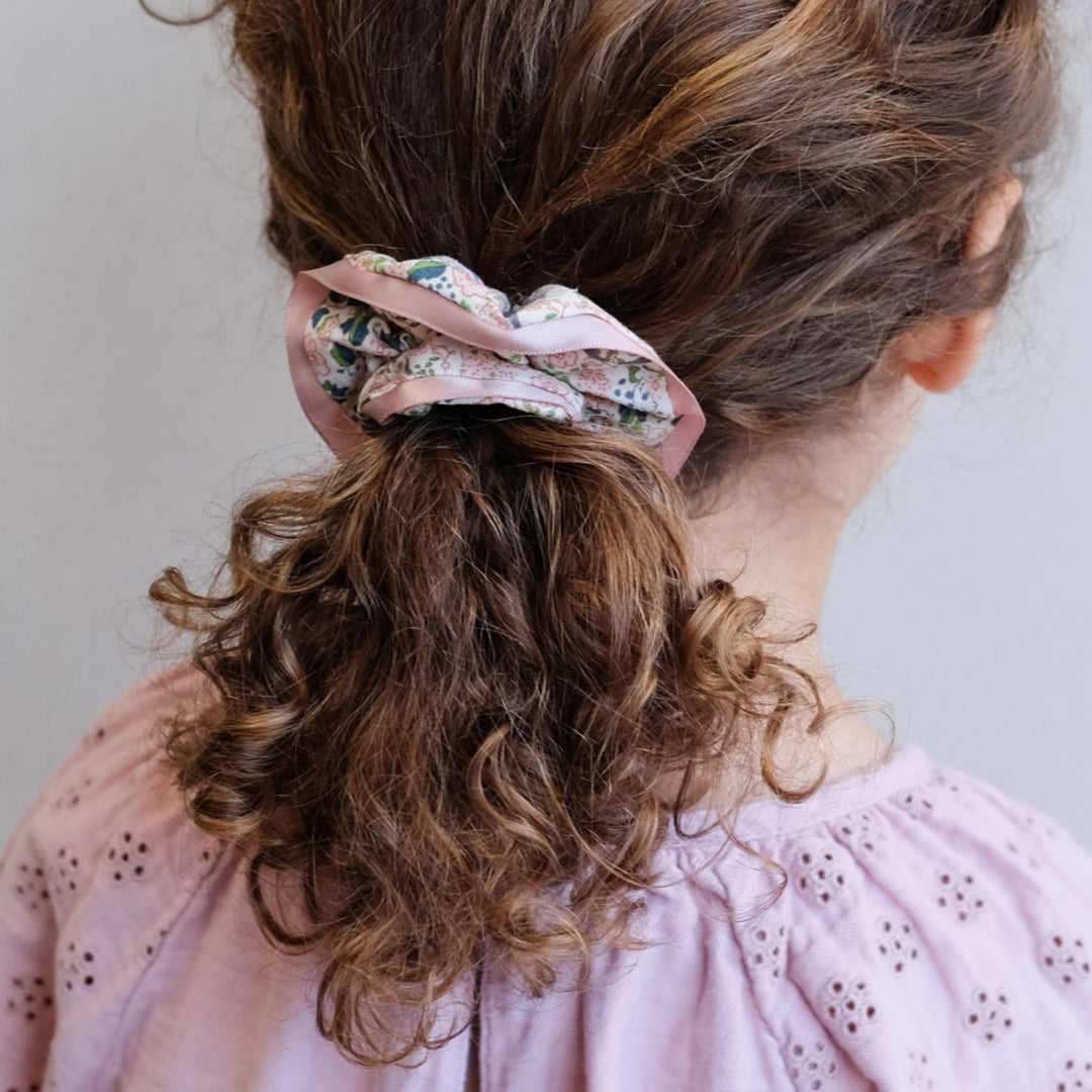 Mimi & Lula - Scrunchies - Satin Edge Peach Scrunchie