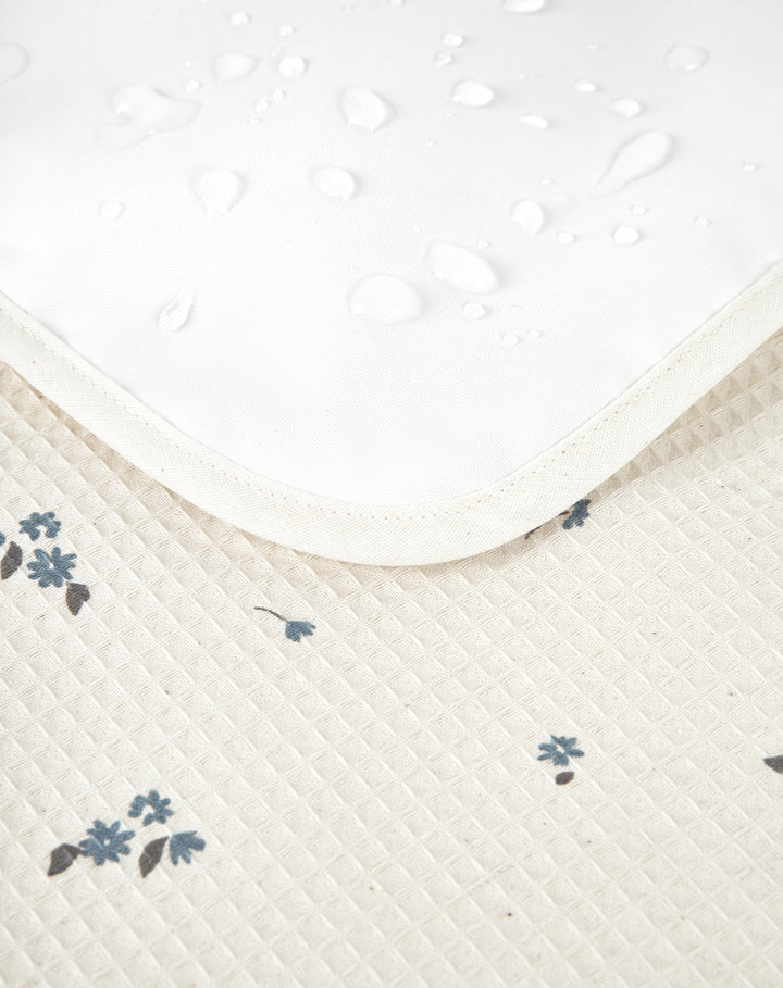 Nobodinoz- Mozart waterproof changing pad - Lily Blue