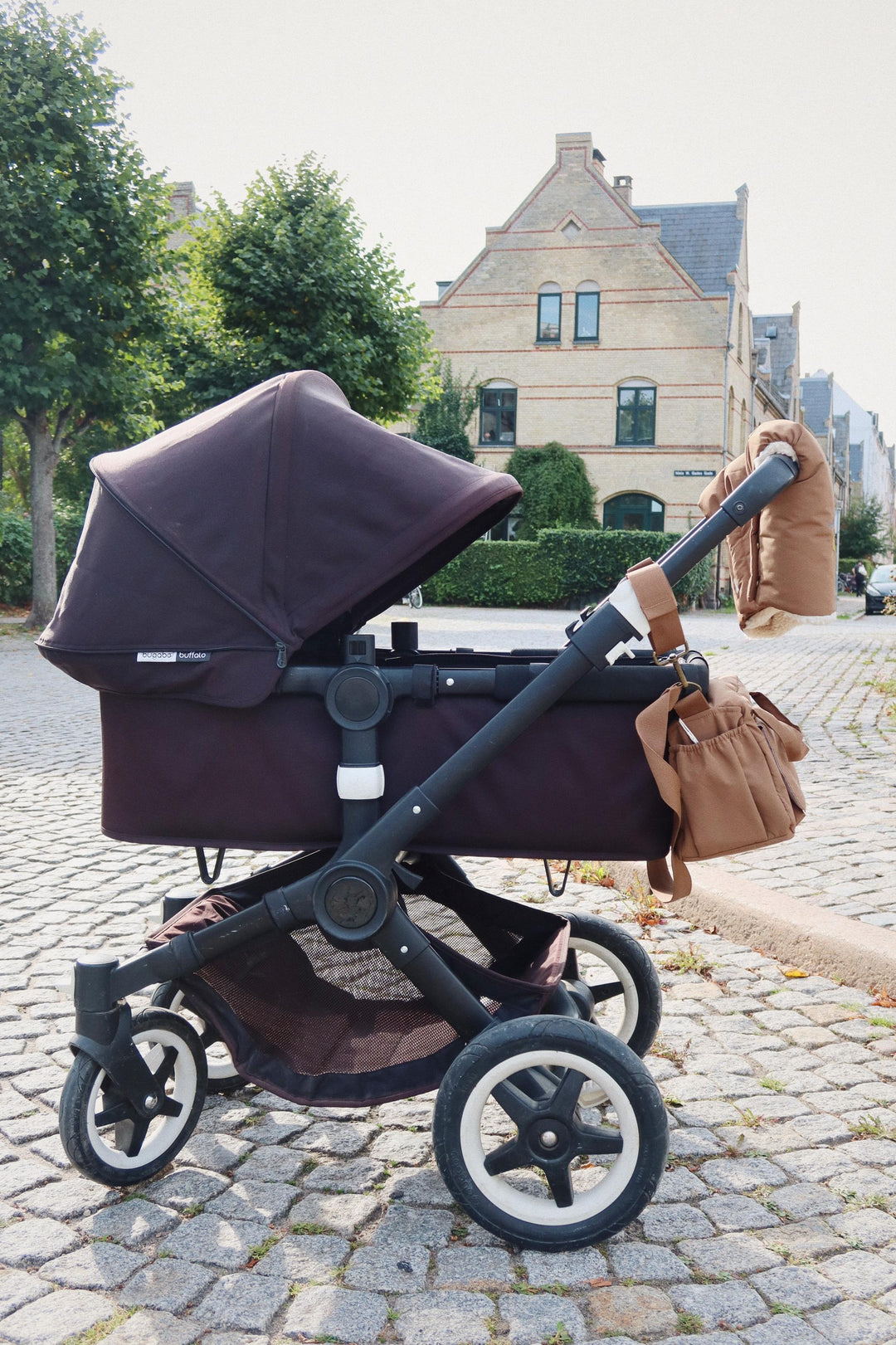 Konges Slojd - Nohr Stroller Mittens - Walnut