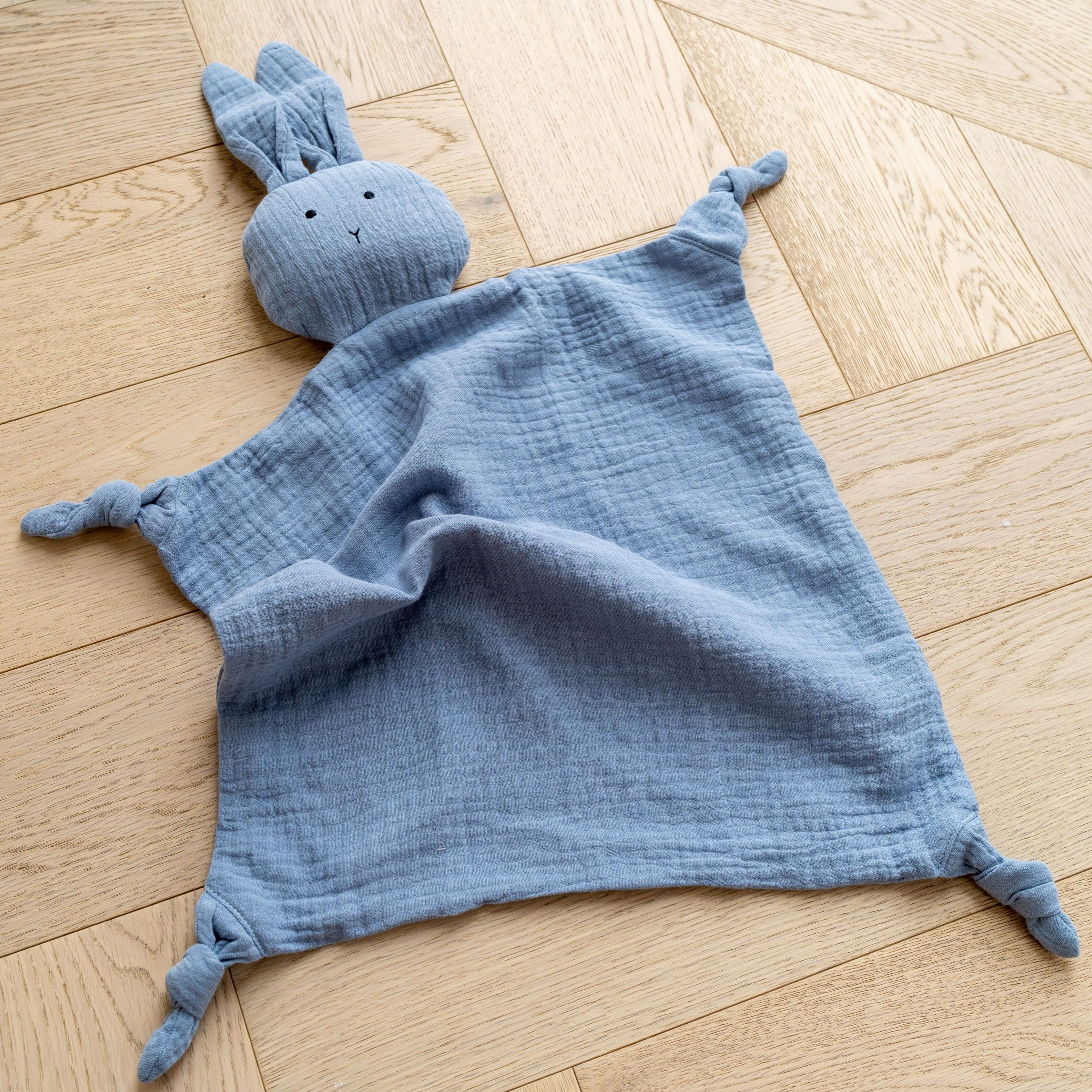 Blue outlet bunny comforter